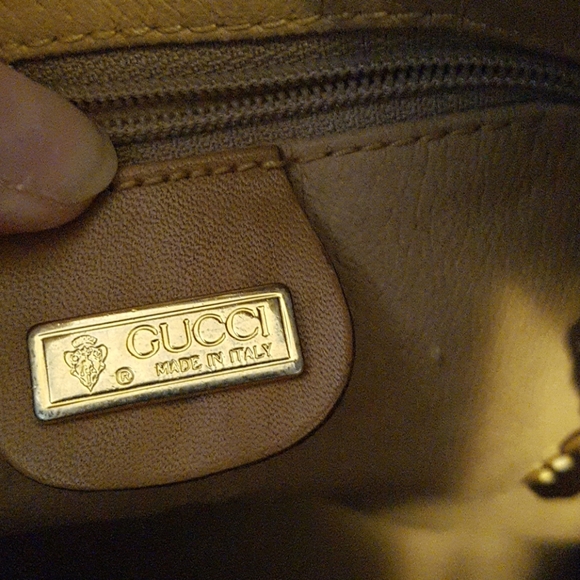 * SOLD *  Authentic Vintage 1980s Gucci Bucket Bag - Picture 8 of 16